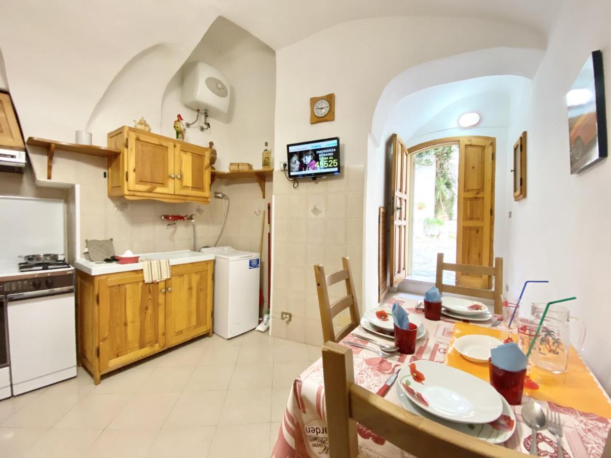 Holidaycasa Jerry Sperlonga Exteriér fotografie